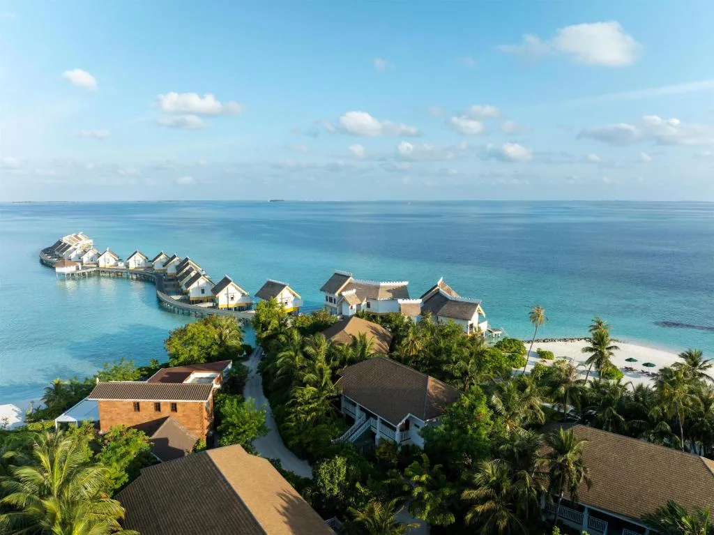 SAii Lagoon Maldives, Curio Collection By Hilton — 4