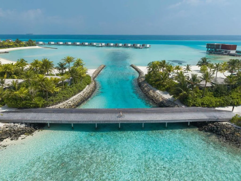 SO/ Maldives — 2
