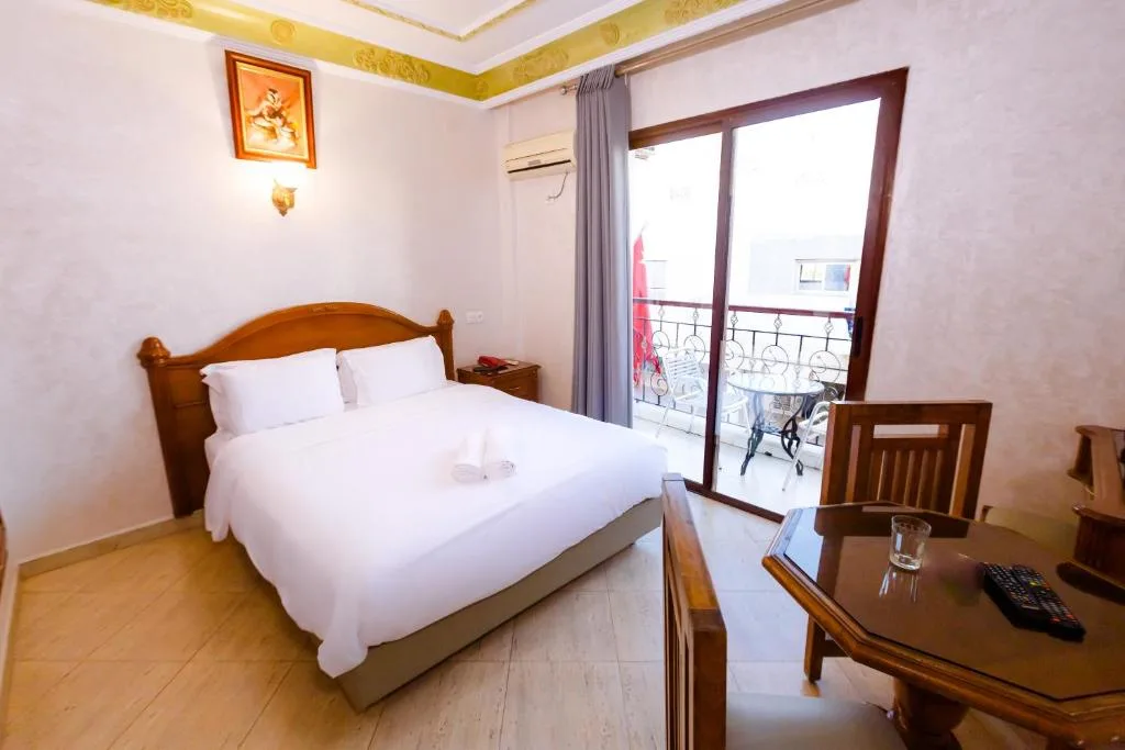 Hôtel Lynx — 2