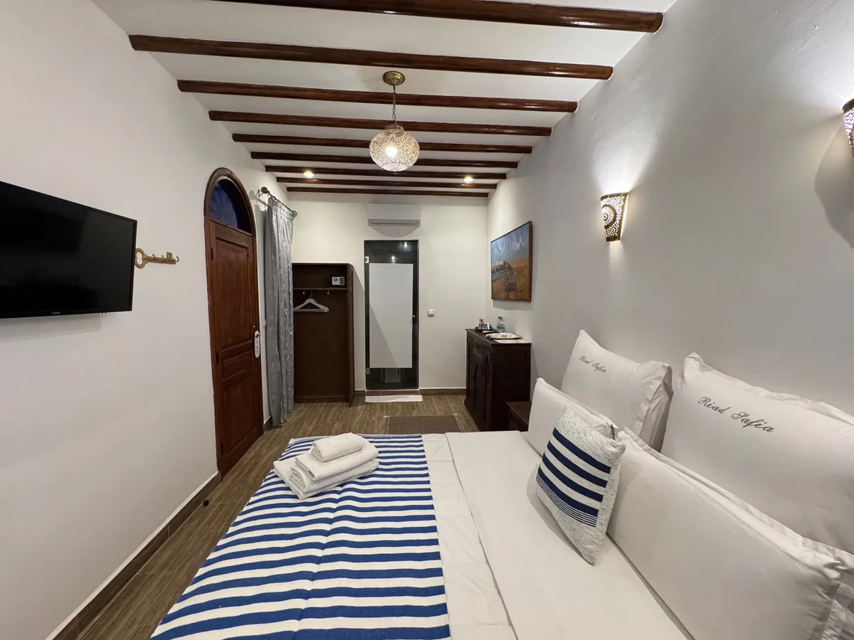 Riad Safia — 4