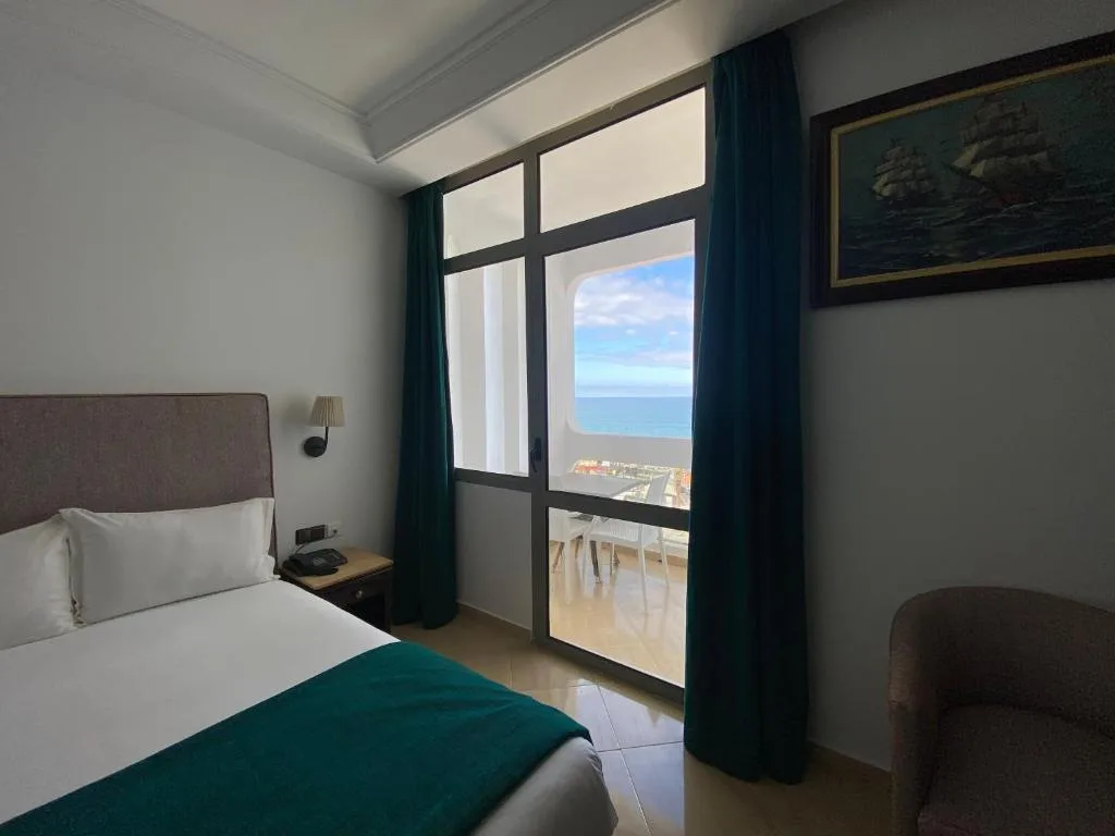 Hotel Azur — 2