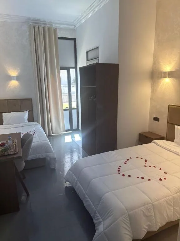 Hotel De Provence — 2