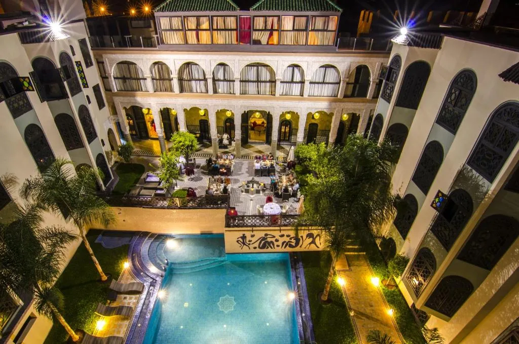 Palais Ommeyad Jacuzzi Suites & Spa — 4