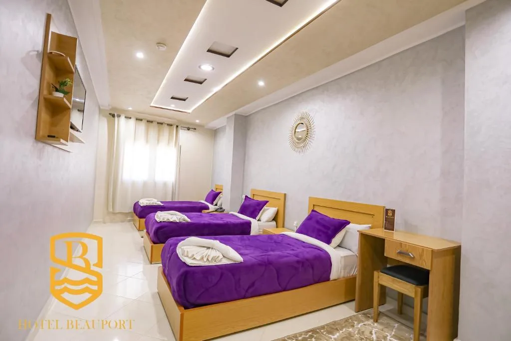 HOTEL BEAUPORT — 2