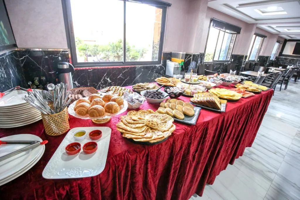 FEKRI HOTEL — 4