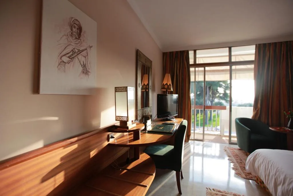 Hotel Transatlantique — 5