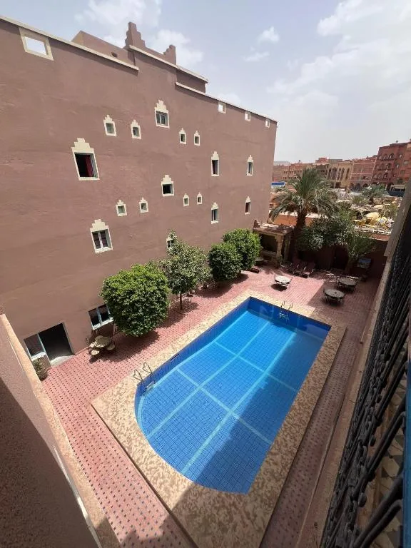 Hôtel Zaghro — 4