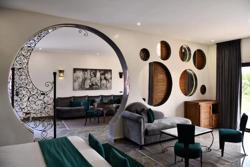 Oscar Hotel by Atlas Studios — 5