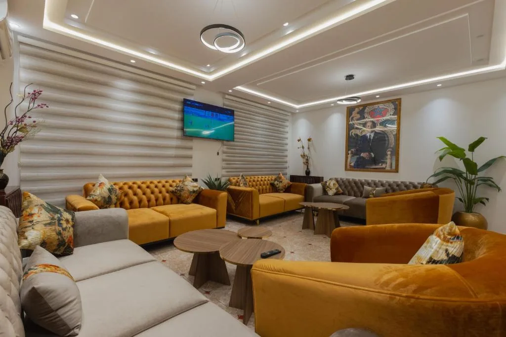 Hôtel Des Lilas — 5