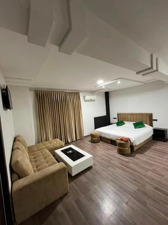 hotel jeddah — 2