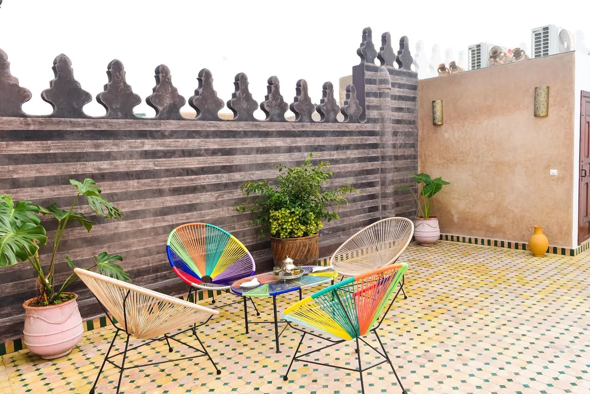 Riad Almazhar — 4