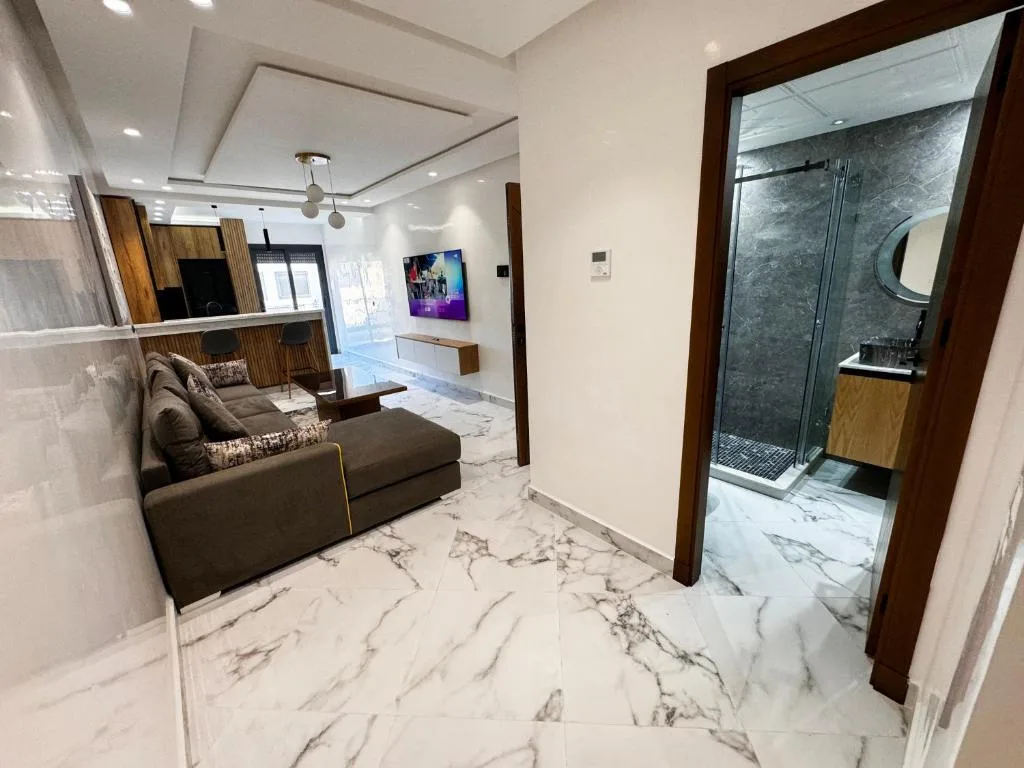 AMBAR RESIDENCE — 3