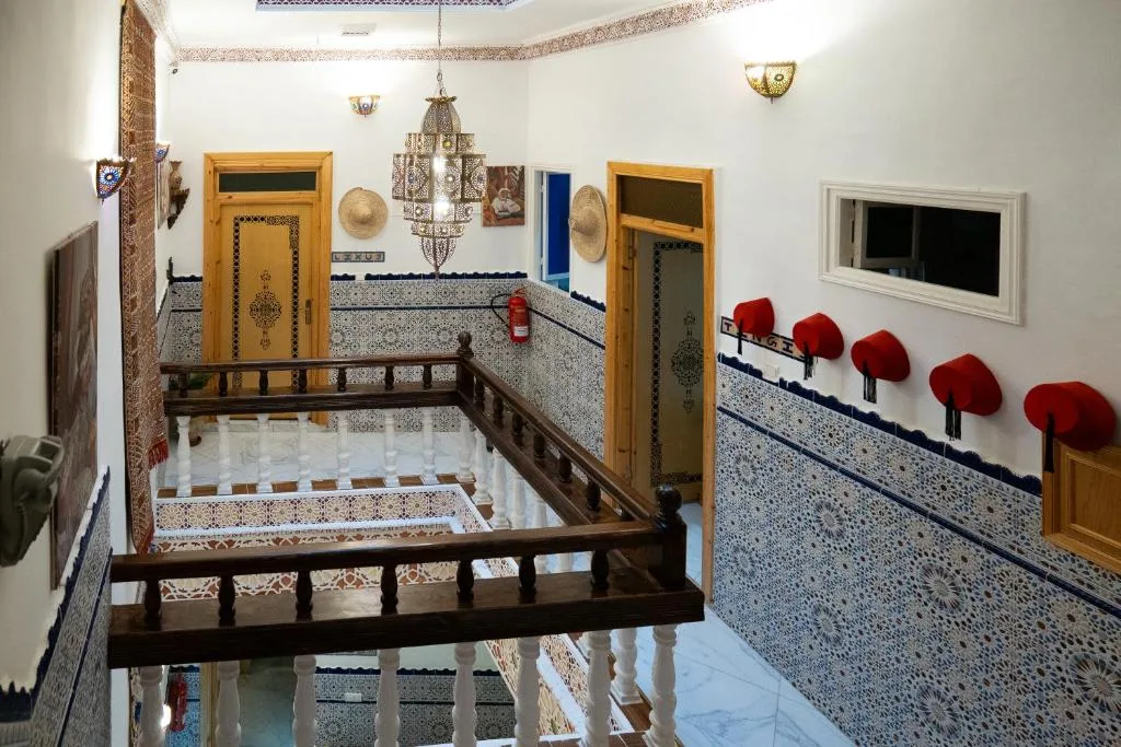 RIAD AMR — 3