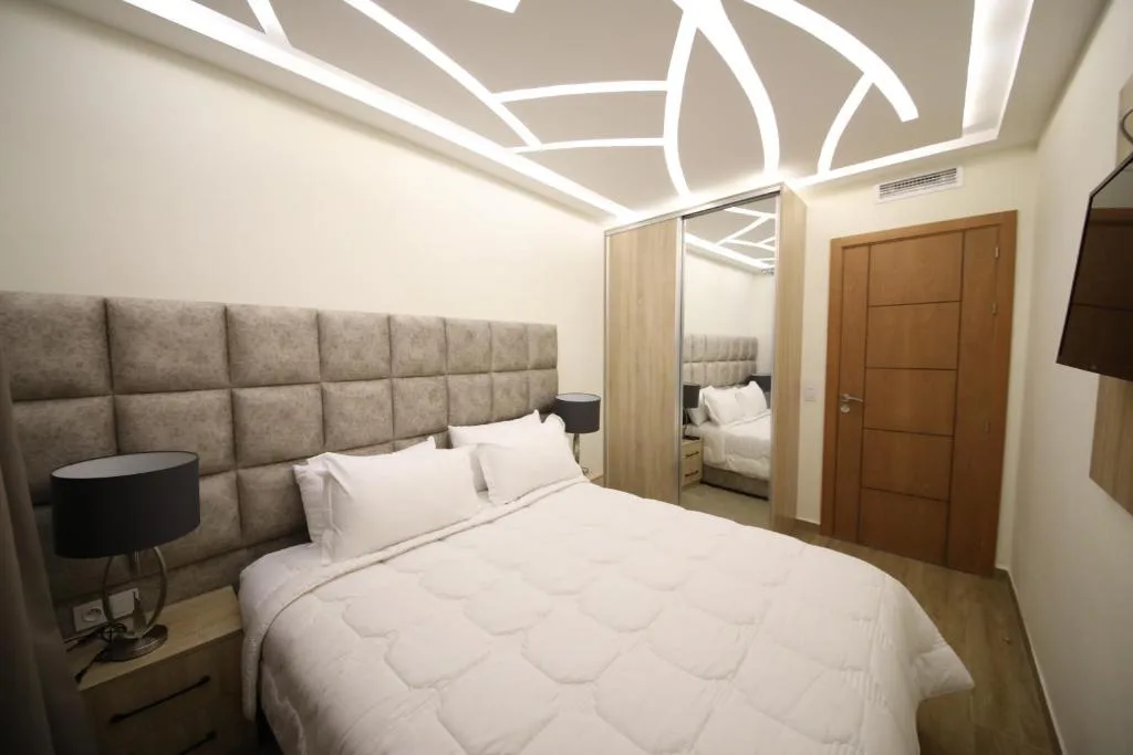 Welcome House Appart-Hôtel — 3