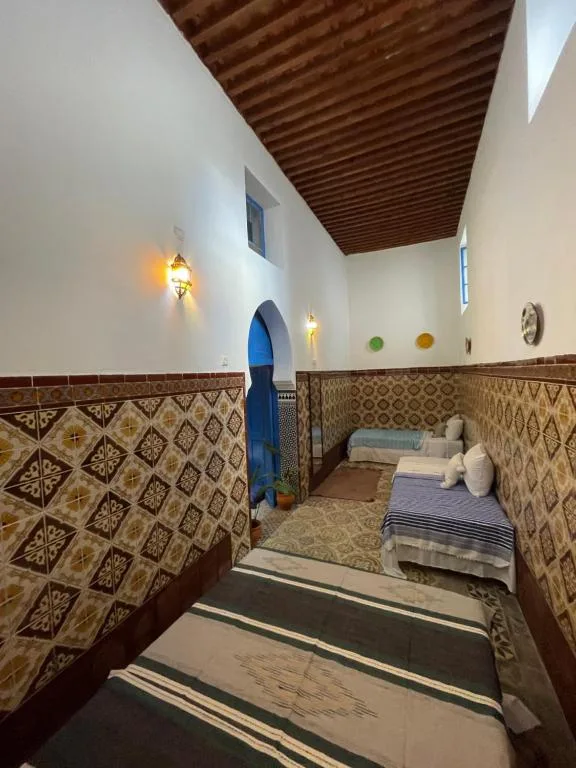 Riad borj blue — 2