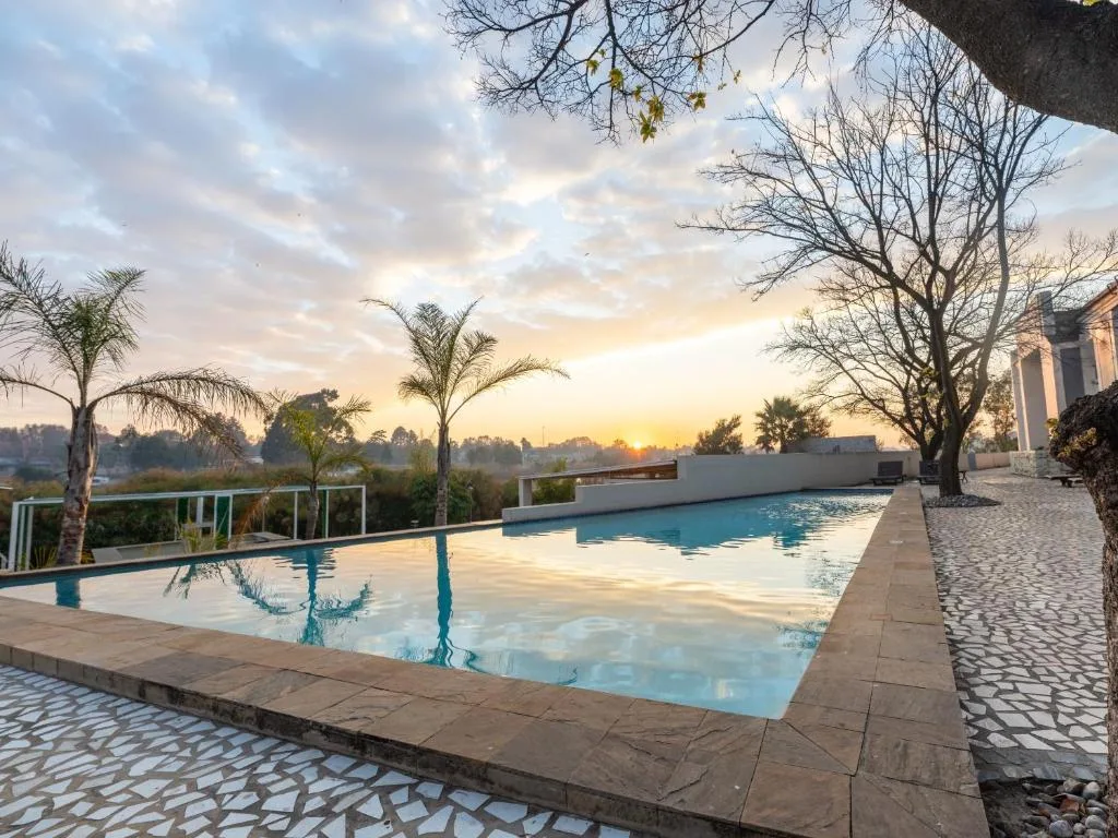 ANEW Hotel & Convention Centre OR Tambo Johannesburg — 2