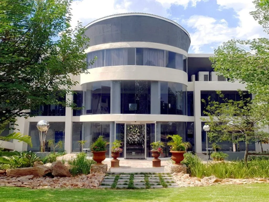 ANEW Hotel & Convention Centre OR Tambo Johannesburg — 3
