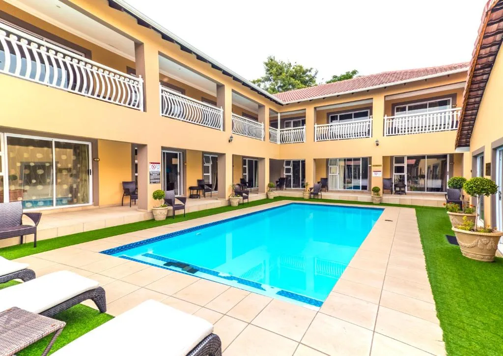 Lakeview Boutique Hotel & Conference Center — 3