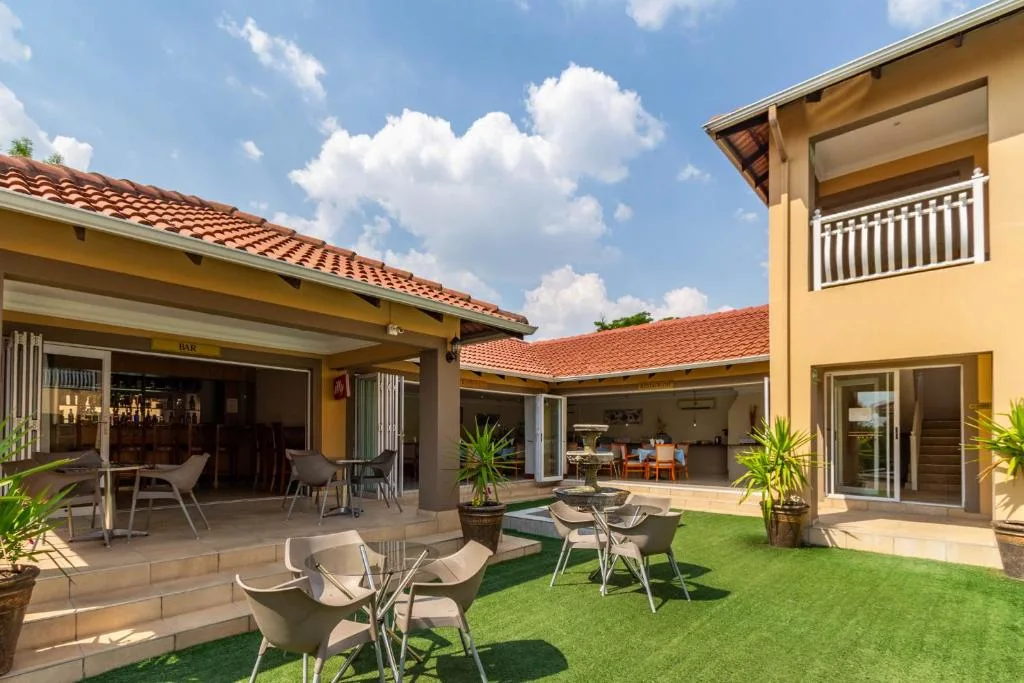 Lakeview Boutique Hotel & Conference Center — 4