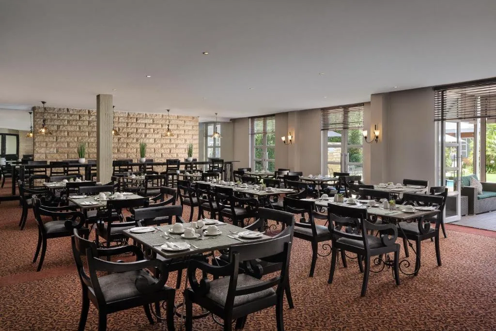 Protea Hotel by Marriott Bloemfontein — 4