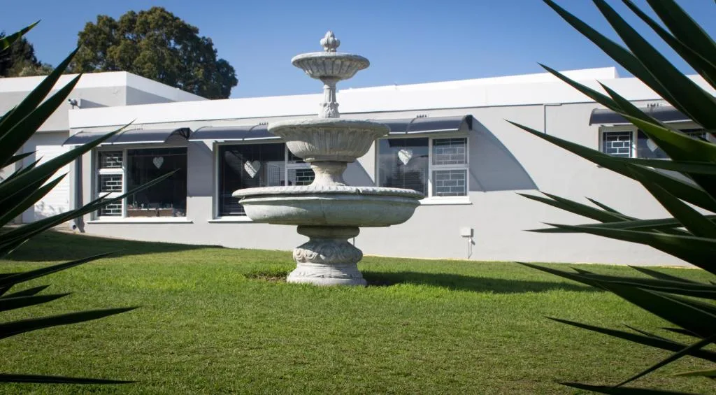 The Vintage Crane Guest House — 3