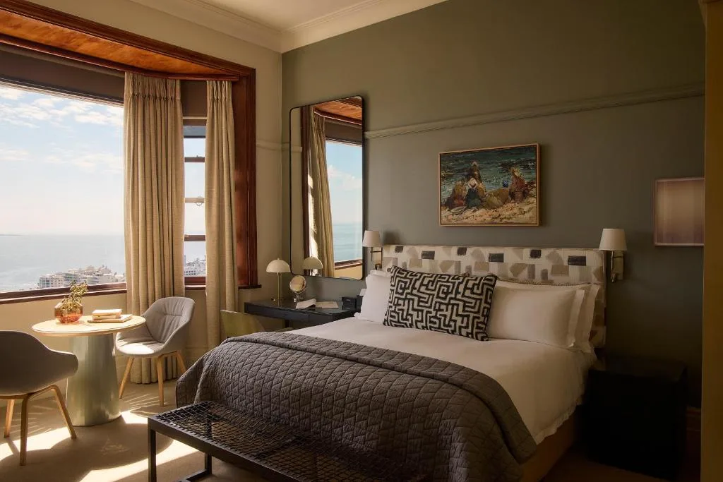 Ellerman House — 5