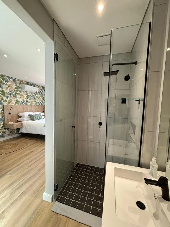 Swanemeer Apartments — 3