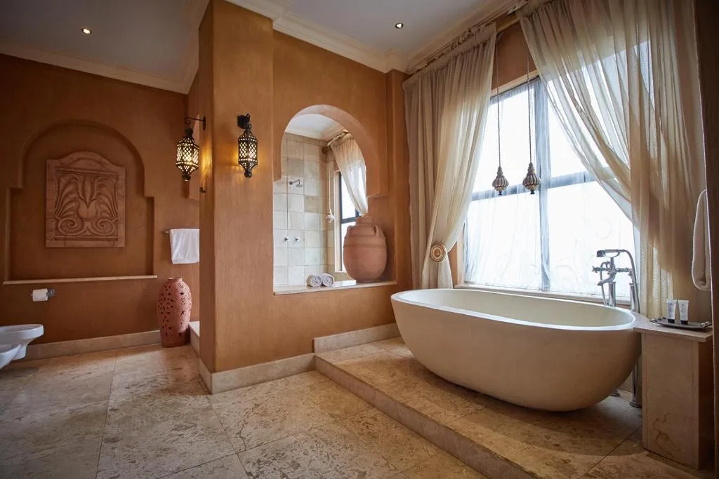 Tayfin Royale Hotel & Conference Centre — 3