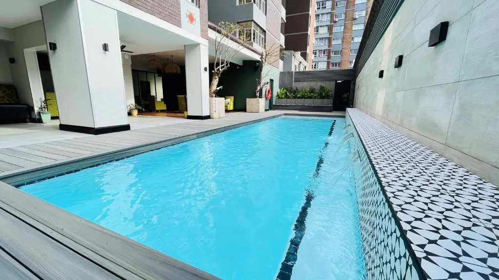 Belaire Suites Hotel — 2