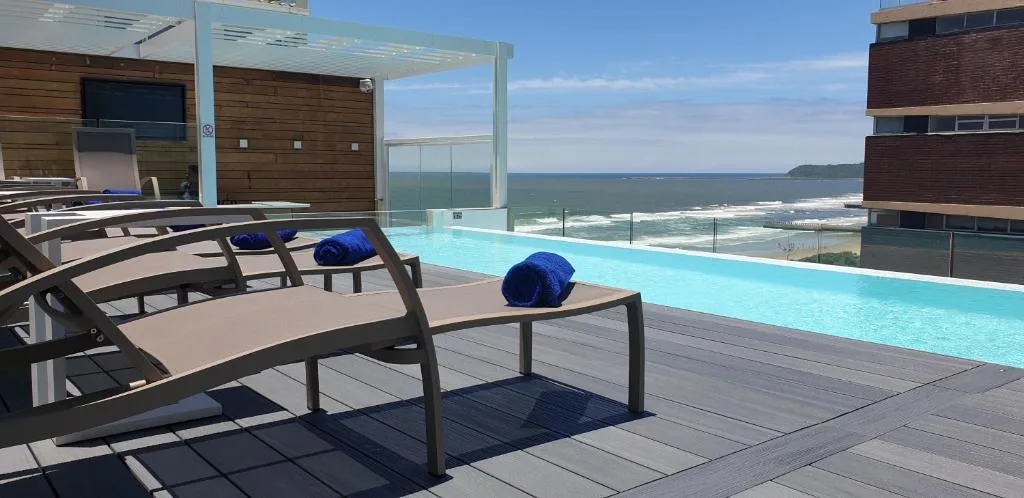 Blue Waters Hotel — 3