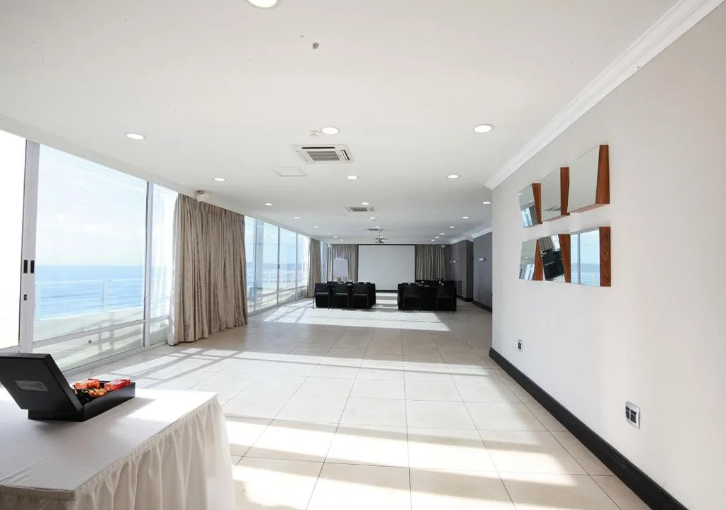 Blue Waters Hotel — 5