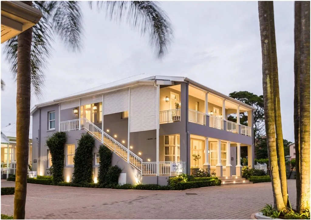 Luxe Avondale Boutique Hotel — 4
