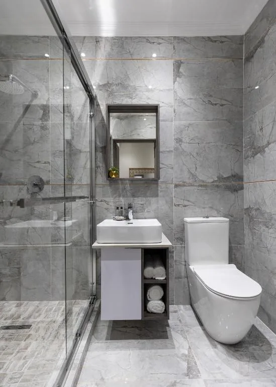 Luxe Suites Boutique Hotel — 3