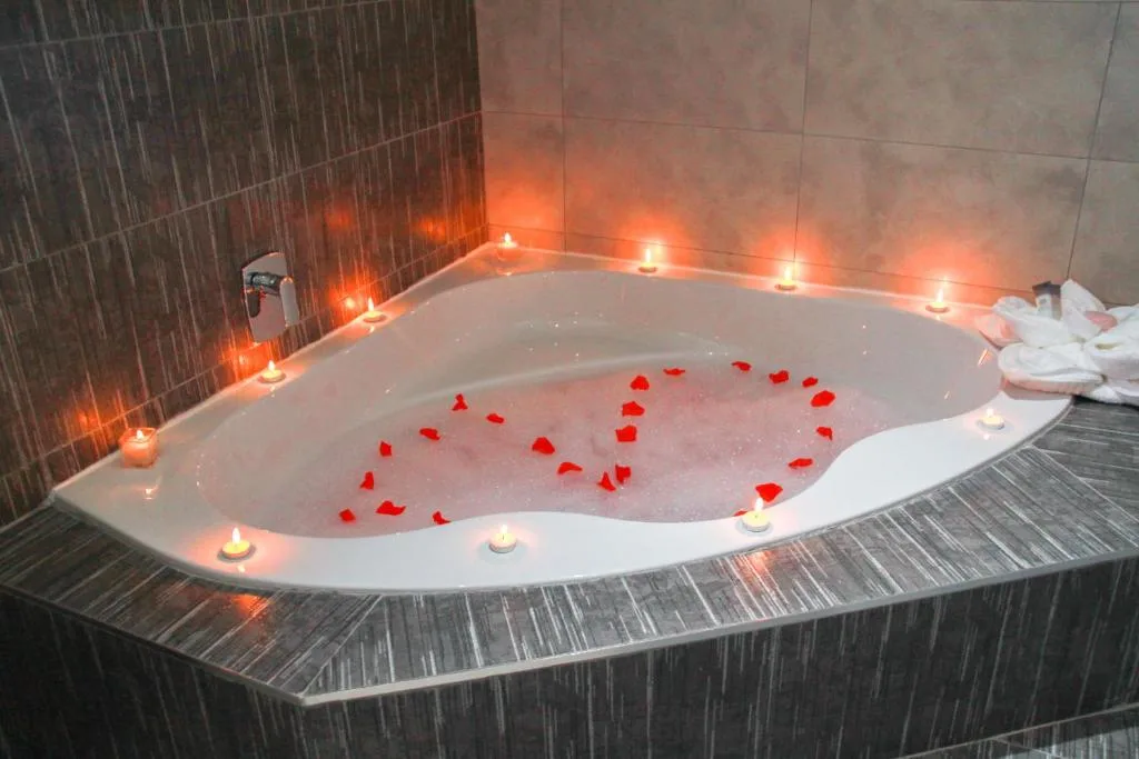 The Cato Suites Hotel — 3