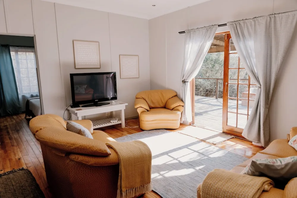 Chandelier Game Lodge — 5