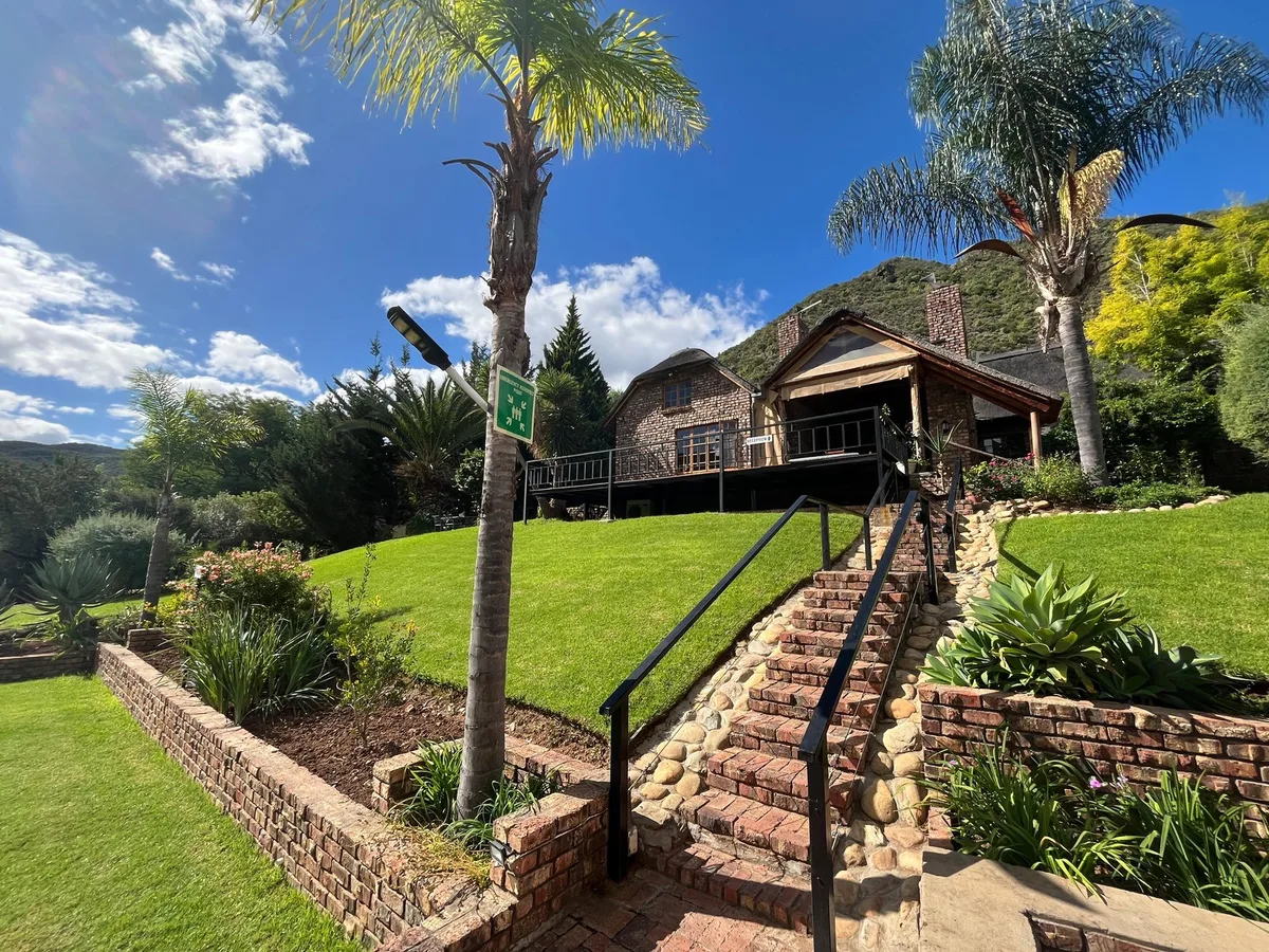 Stone Breaker Country Lodge — 2