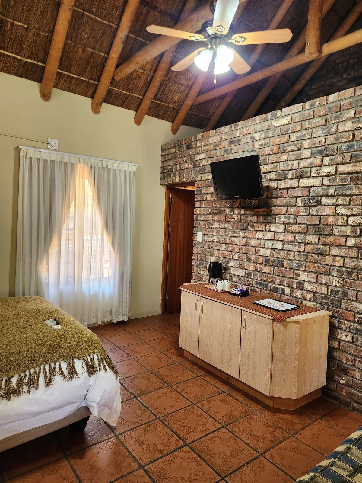 Stone Breaker Country Lodge — 4