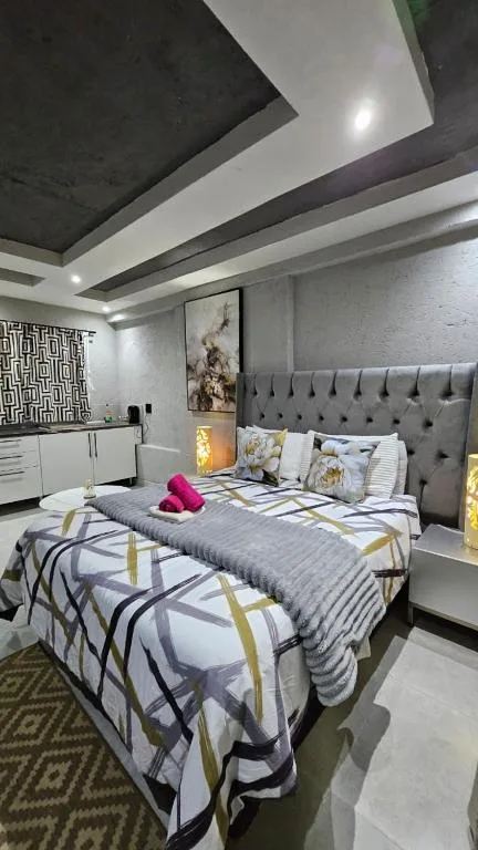 Questro Apartment Hotel — 5