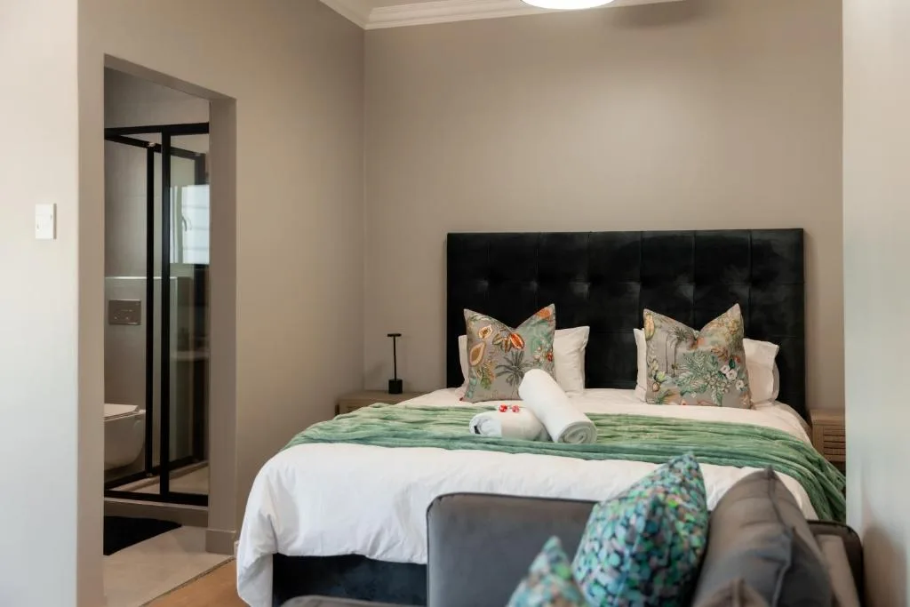 Walton Cottages of Mill Park, Port Elizabeth — 2