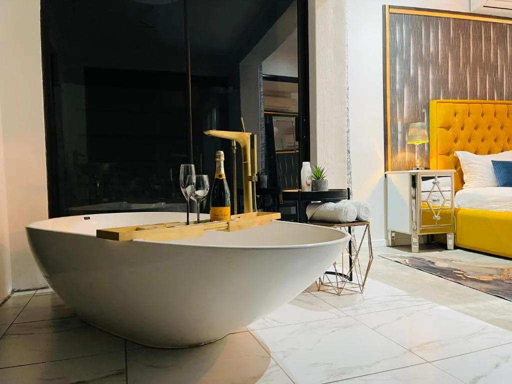 24 On Basil Boutique Luxury hotel — 3