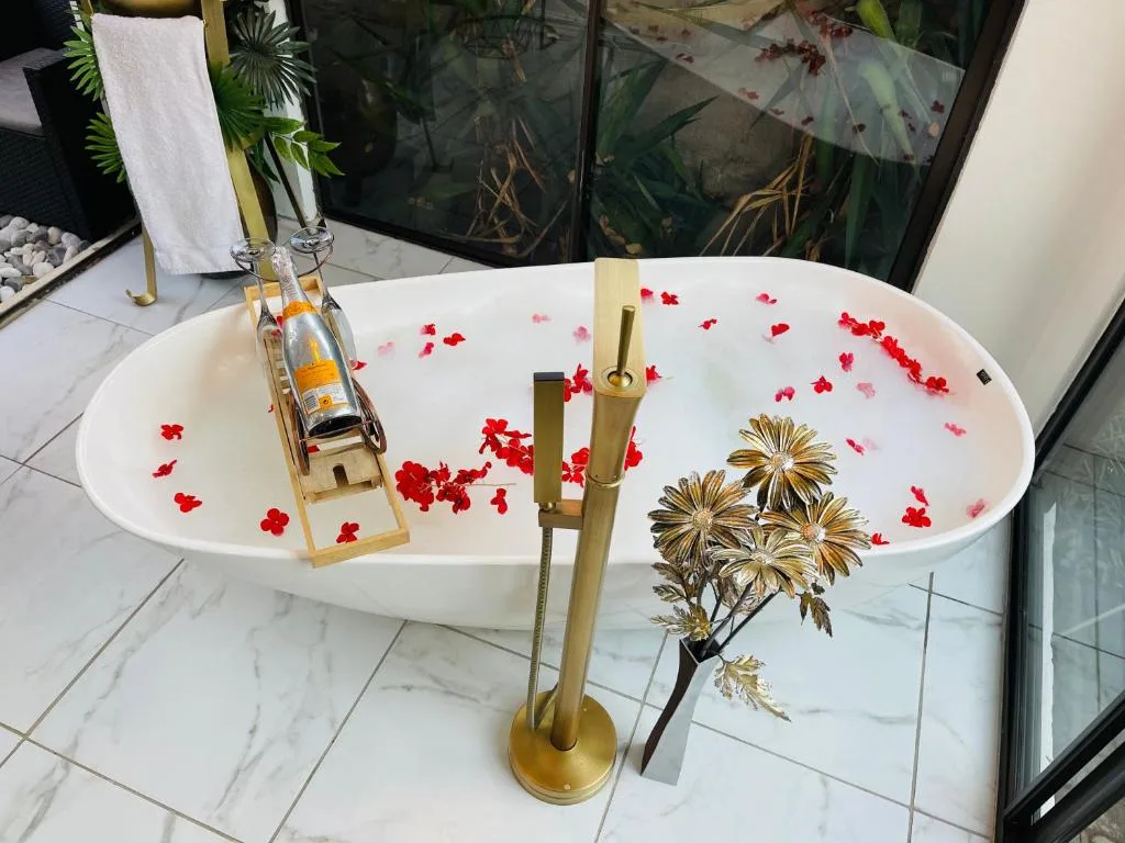 24 On Basil Boutique Luxury hotel — 5