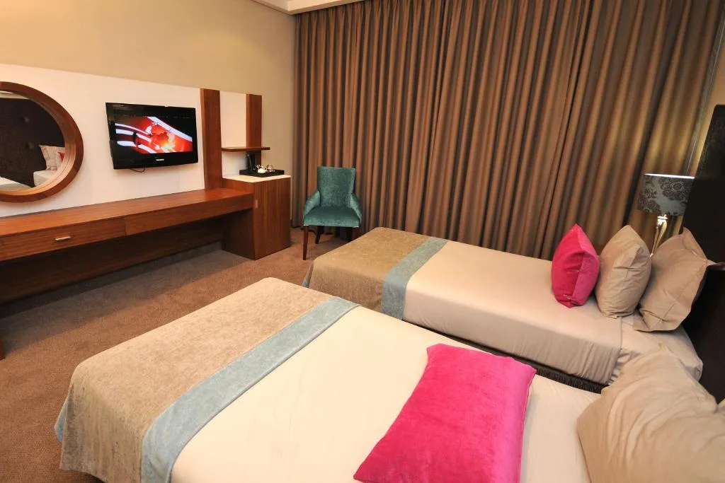 Apollo Hotel — 5
