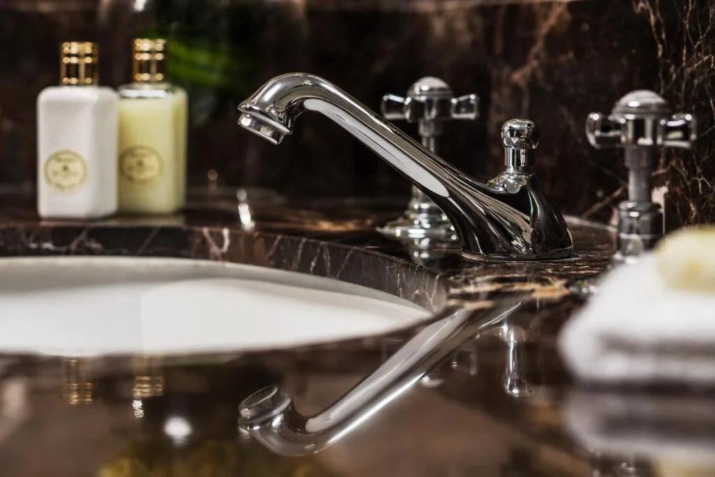 Four Seasons Hotel The Westcliff — 5