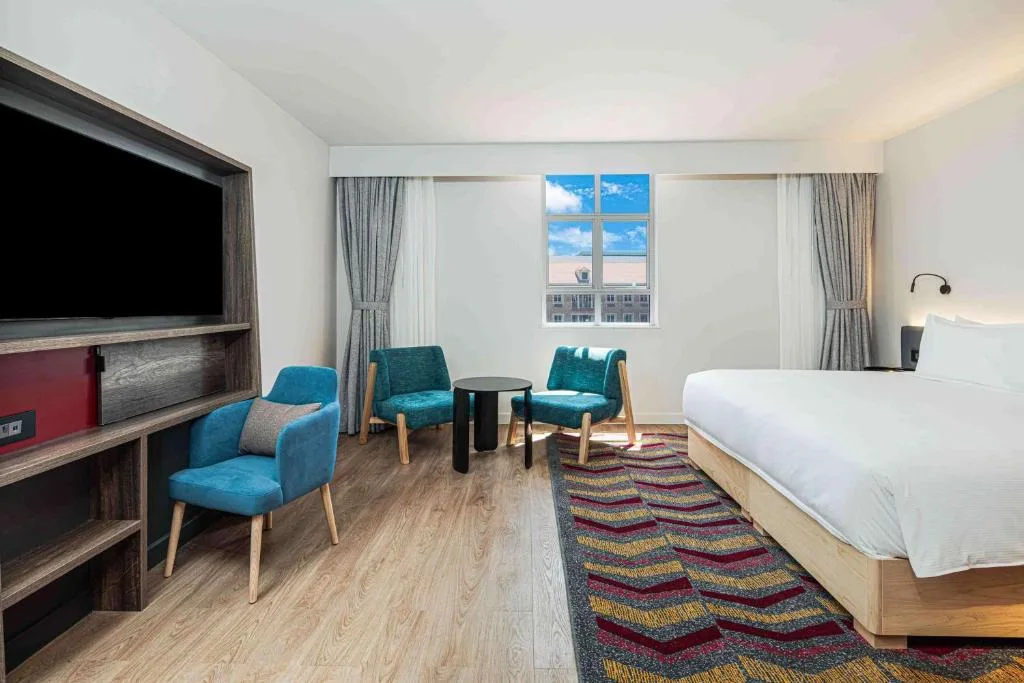 Hampton By Hilton Sandton Grayston — 2