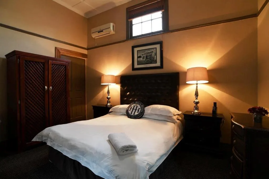 Halfway House Hotel — 2