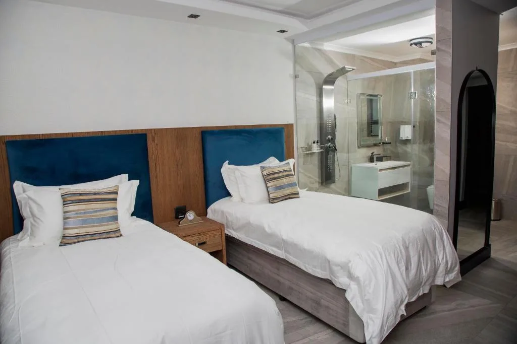 Nare Boutique Hotel — 2