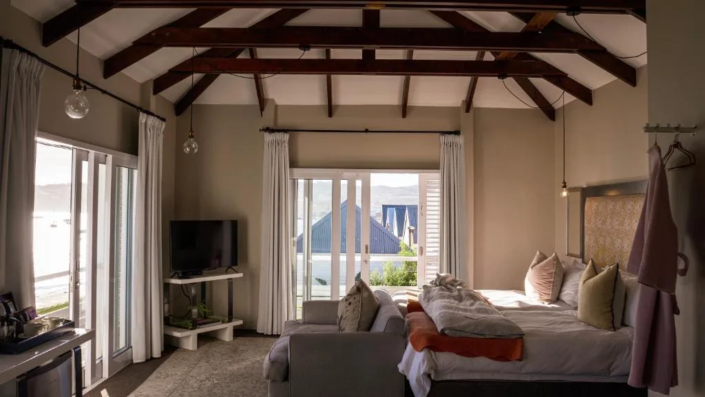 The Lofts Boutique Hotel — 2
