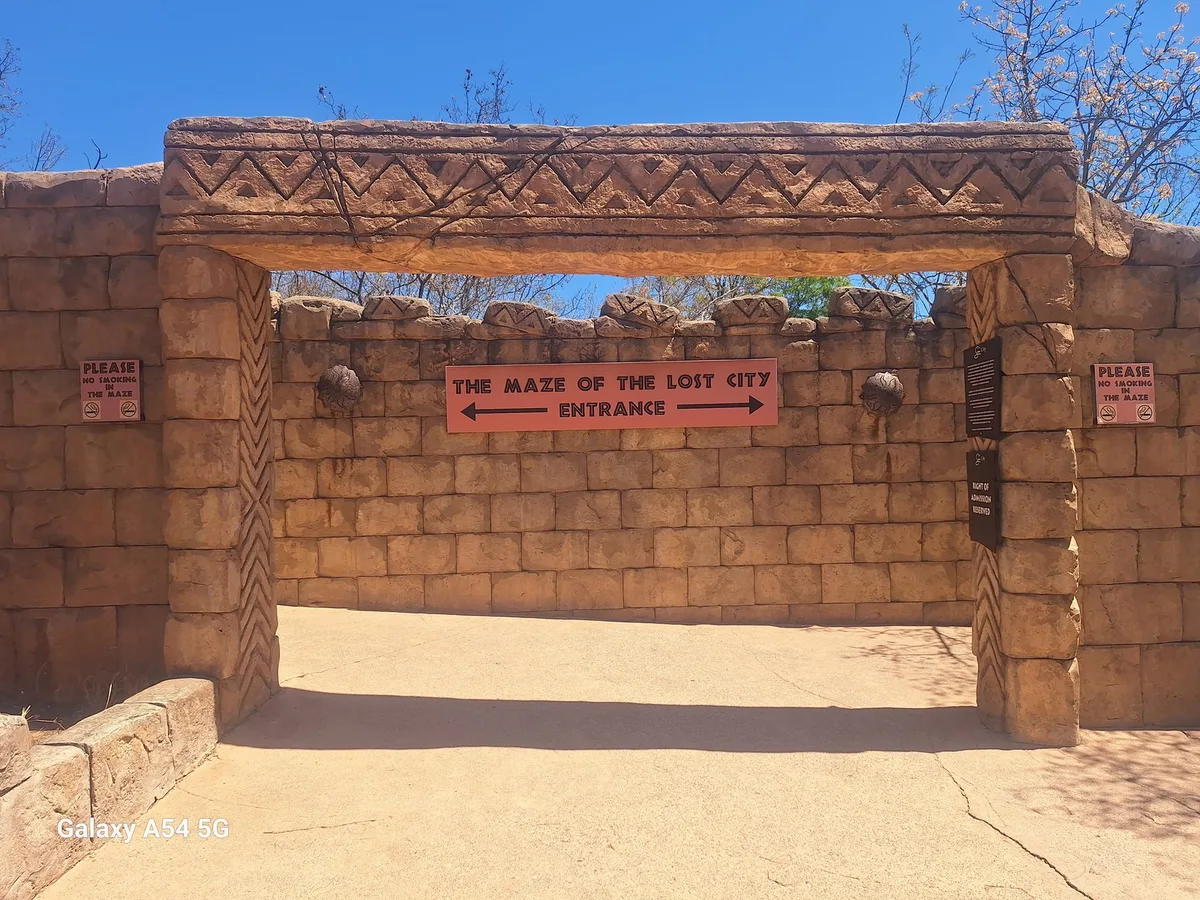 Bush Bungalows at Sun City Resort — 4