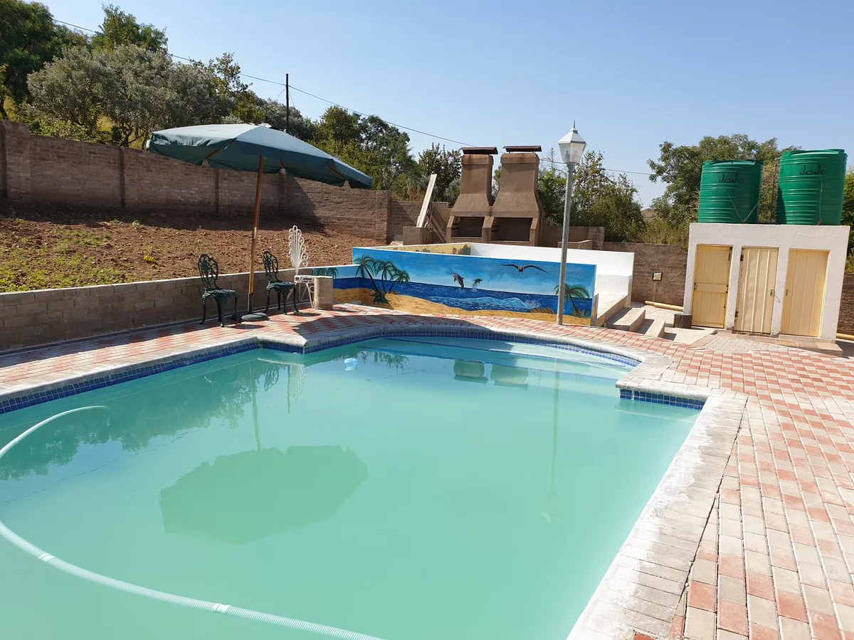 KAMOGELO GUEST HOUSE — 4