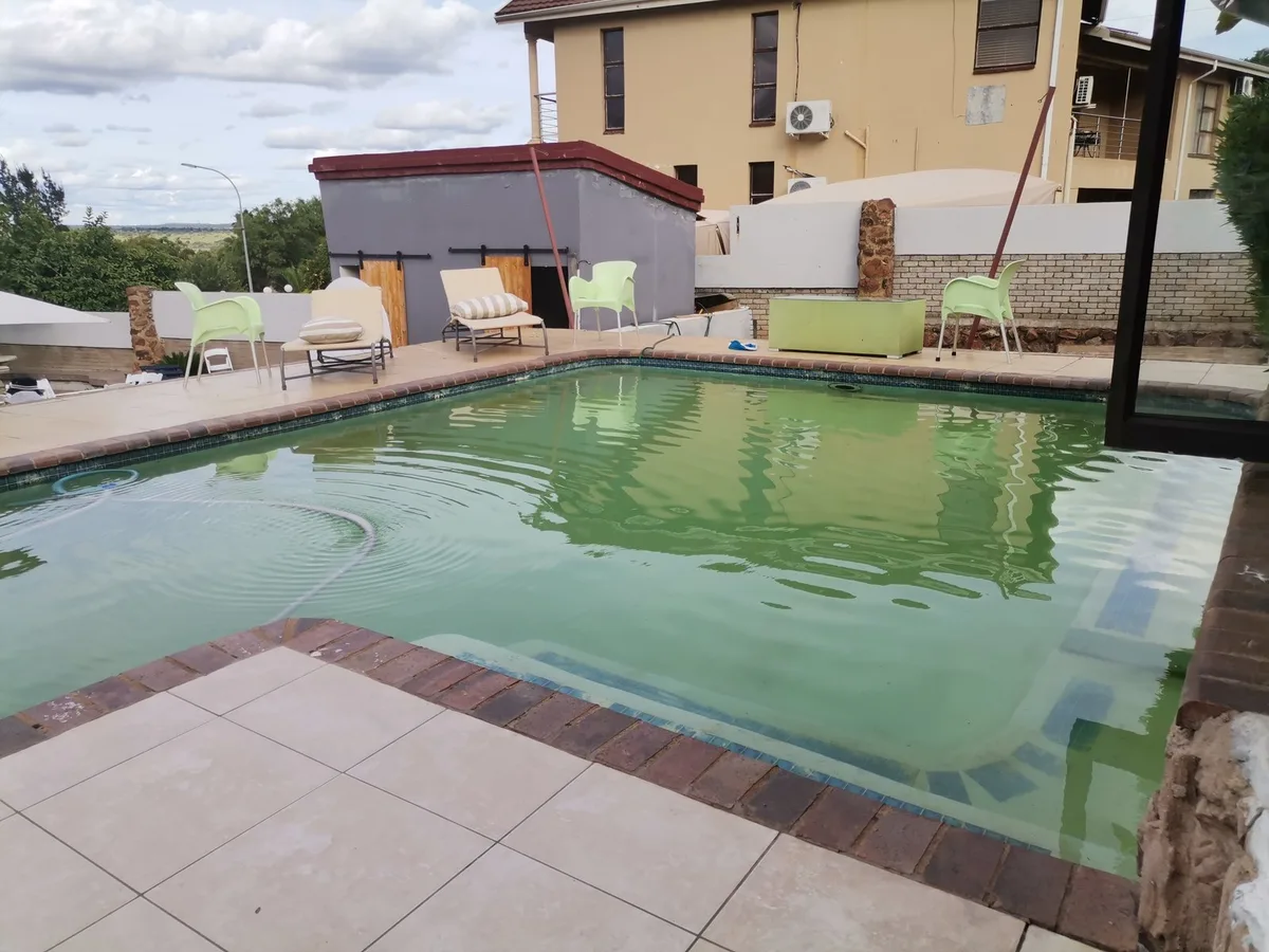 Rantshos Life-Style Guest House — 2